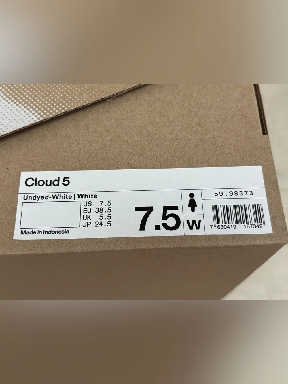 Women’s On Cloud 5 Shoes - Picture 14 of 16